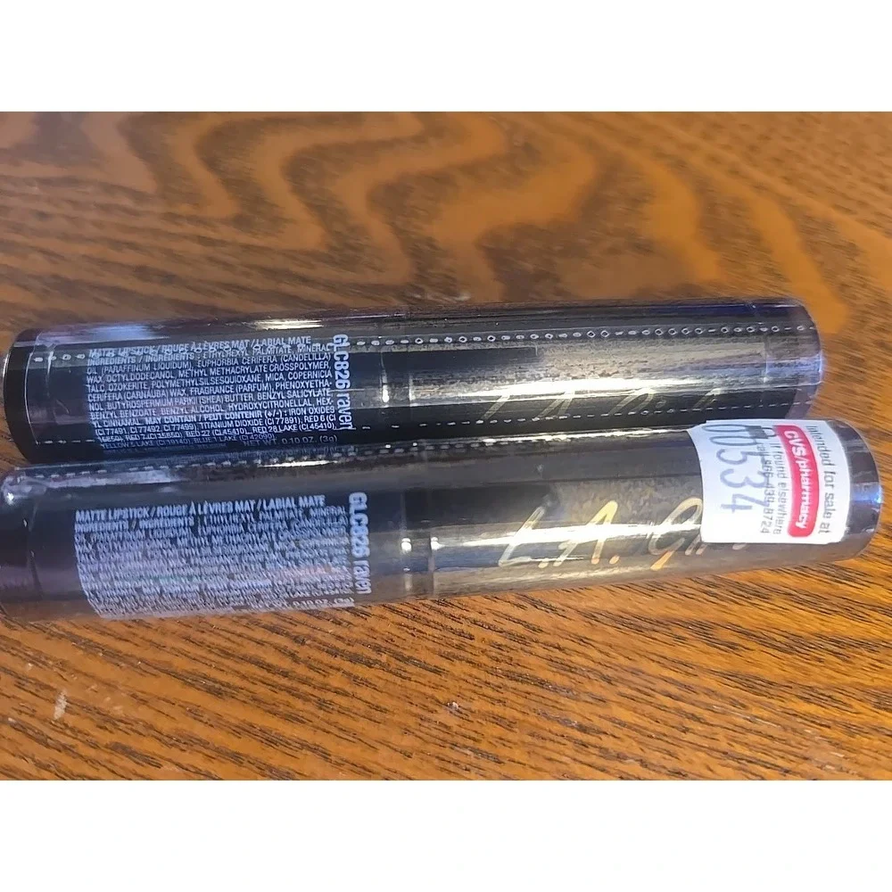 2x L.A.‎ Girl Matte Flat Velvet Lipstick, Raven GLC826